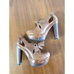 UGG Celestina Platform Heels Brown Leather Studded Sheepskin Womens Size 5